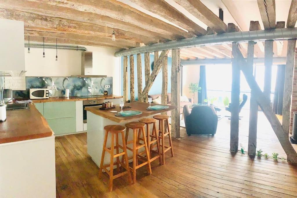 Grand Appartement Charme Ancien Et Confort Le Mans Eksteriør bilde